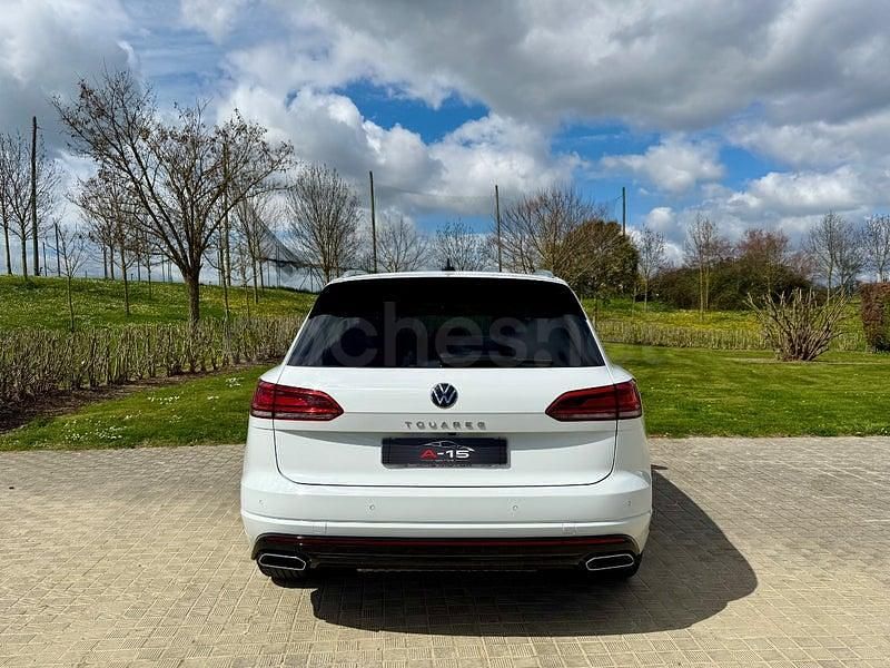 Usado VW Touareg R-line 286 CV (210 kW) 2022 Blanco SUV