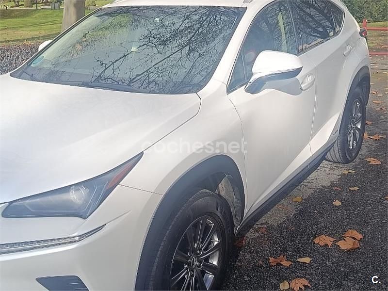 Usado Lexus NX300h Business Edition 197 CV (144 kW) 2018 Blanco SUV