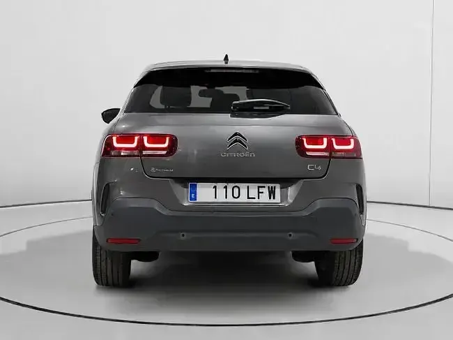 Usado Citroën C4 Cactus Shine 120 CV (88 kW) 2020 Gris Utilitario
