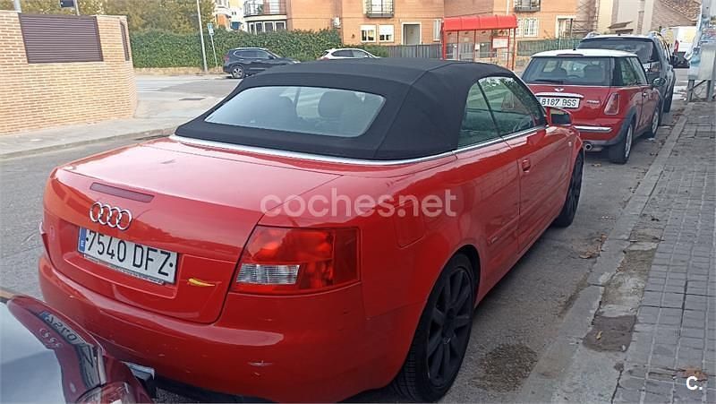 Usado Audi A4 Cabriolet S-Line 163 CV (119 kW) 2005 Rojo Descapotable