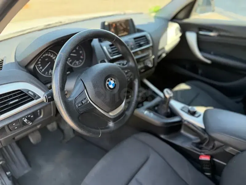 Usado BMW 116 116 CV (85 kW) 2017 Blanco Utilitario