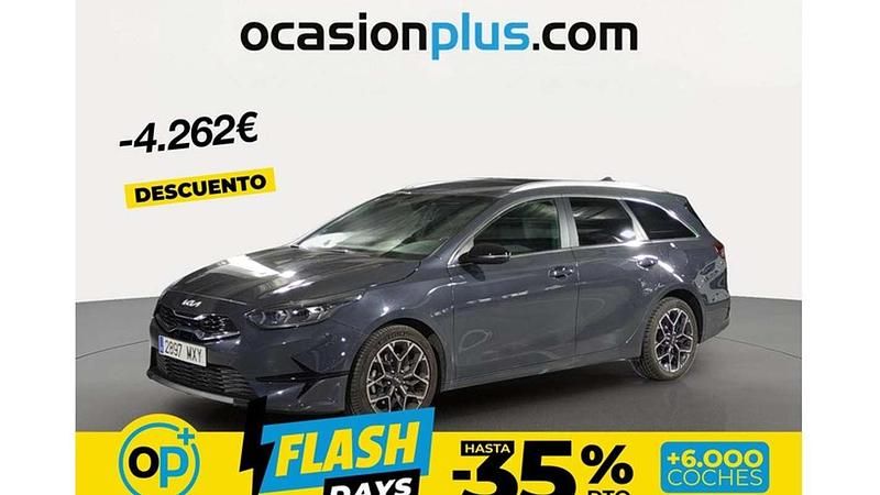Usado Kia Ceed Style 101 CV (74 kW) 2025 Gris Utilitario