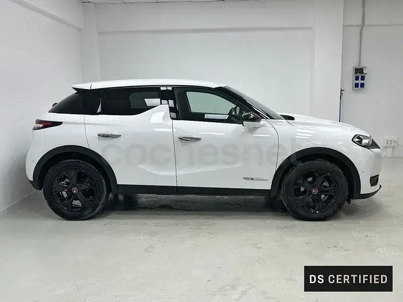 Usado DS Automobiles DS3 Crossback Performance 100 CV (73 kW) 2021 Blanco SUV