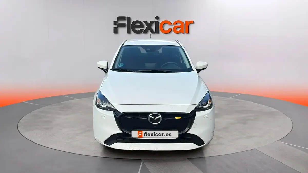 Usado Mazda 2 Center-Line 90 CV (66 kW) 2024 Blanco Utilitario