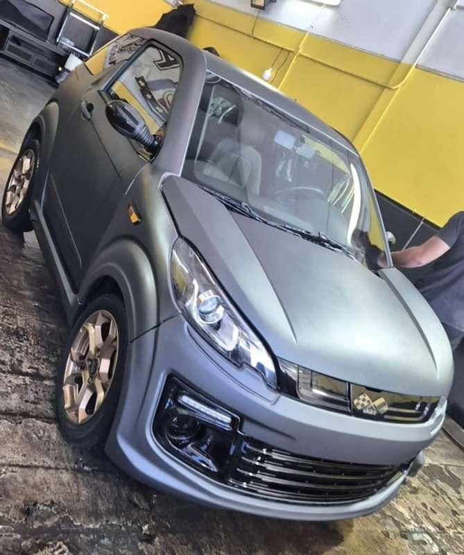 Usado Ligier JS60 11 CV (8 kW) 2022 Gris Utilitario