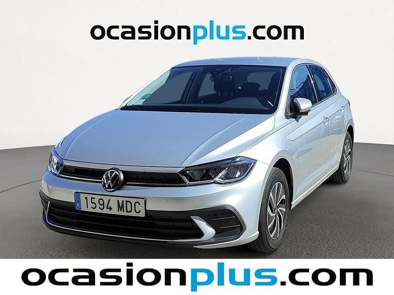 Gris plata Usado 2022 VW Polo Life Utilitario | 17.455 € (Precio justo) - Imagen 1/4