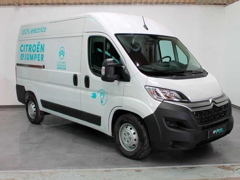 Usado Citroën Jumper 89 kW (122 CV) 2023 Blanco Monovolumen