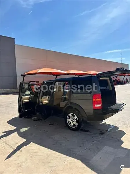 Usado Land Rover Discovery SE 190 CV (139 kW) 2004 Gris / plata SUV