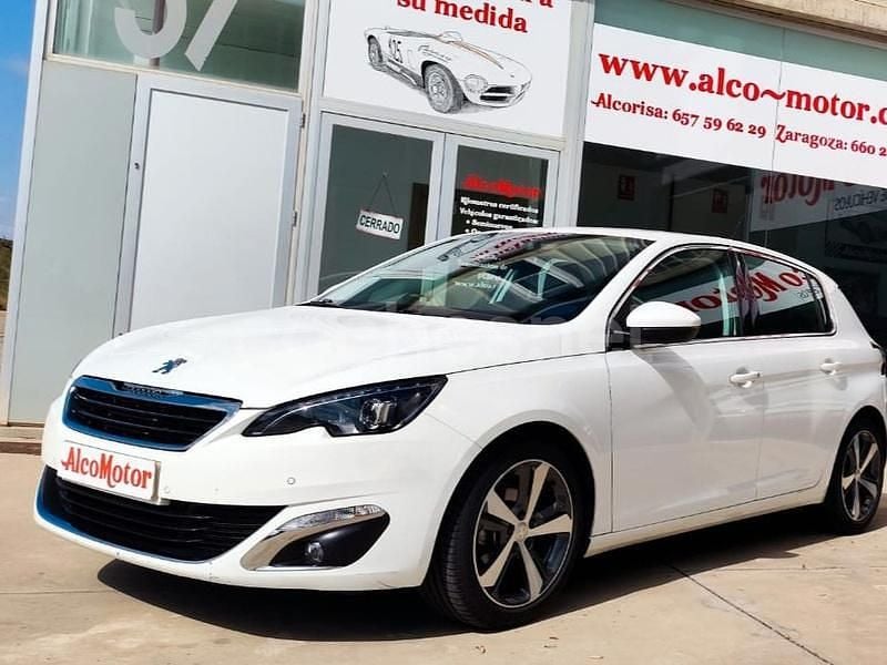 Usado Peugeot 308 Allure 110 CV (80 kW) 2017 Blanco Berlina