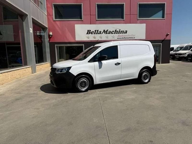 Usado Renault Kangoo 75 CV (55 kW) 2022 Blanco Monovolumen