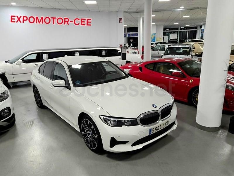 Usado BMW 318 Comfort Edition 150 CV (110 kW) 2022 Blanco Berlina