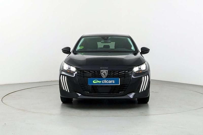 Usado Peugeot 208 Allure 102 CV (75 kW) 2025 Negro Utilitario