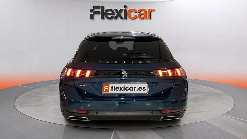 Usado Peugeot 508 SW Allure 131 CV (96 kW) 2021 Azul Familiar