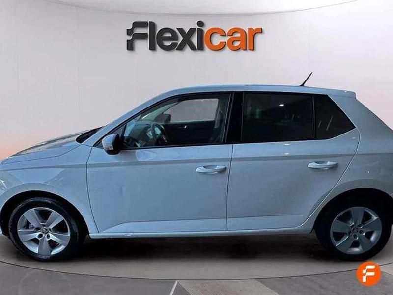 Usado Skoda Fabia 75 CV (55 kW) 2019 Blanco Utilitario