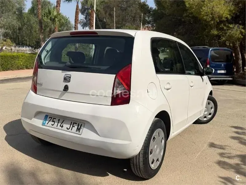 Usado Seat Mii Style 60 CV (44 kW) 2015 Blanco Utilitario