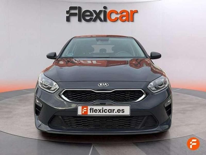 Usado Kia Ceed 101 CV (74 kW) 2021 Gris Utilitario