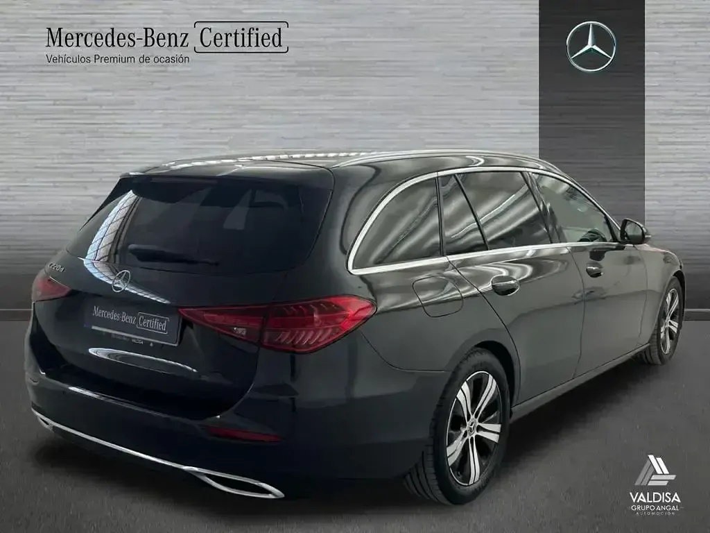 Usado Mercedes C220 Avantgarde 200 CV (147 kW) 2021 Gris grafito Familiar