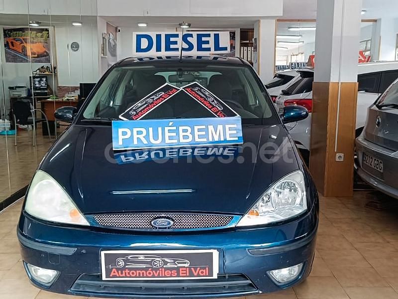 Azul Usado 2004 Ford Focus Trend Berlina | 2190 € (Precio justo) - Imagen 1/4