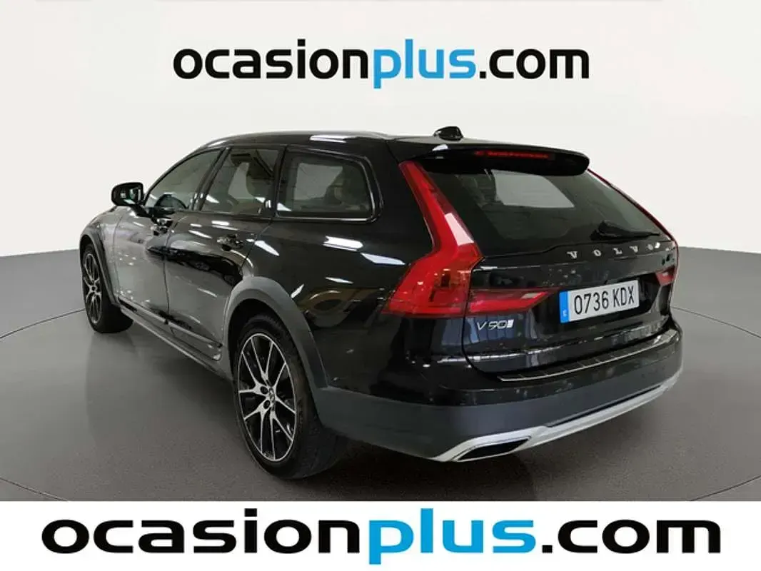 Usado Volvo V90 CC 190 CV (139 kW) 2017 Negro Familiar