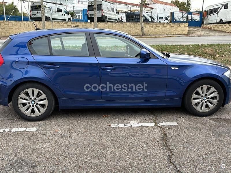 Azul Usado 2009 BMW 120 Utilitario | 7200 € (Precio justo) - Imagen 1/4