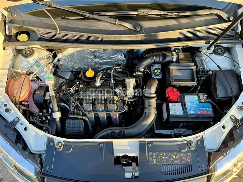 Usado Dacia Sandero Base 73 HP (53 kW) 2017 Branco Sedan