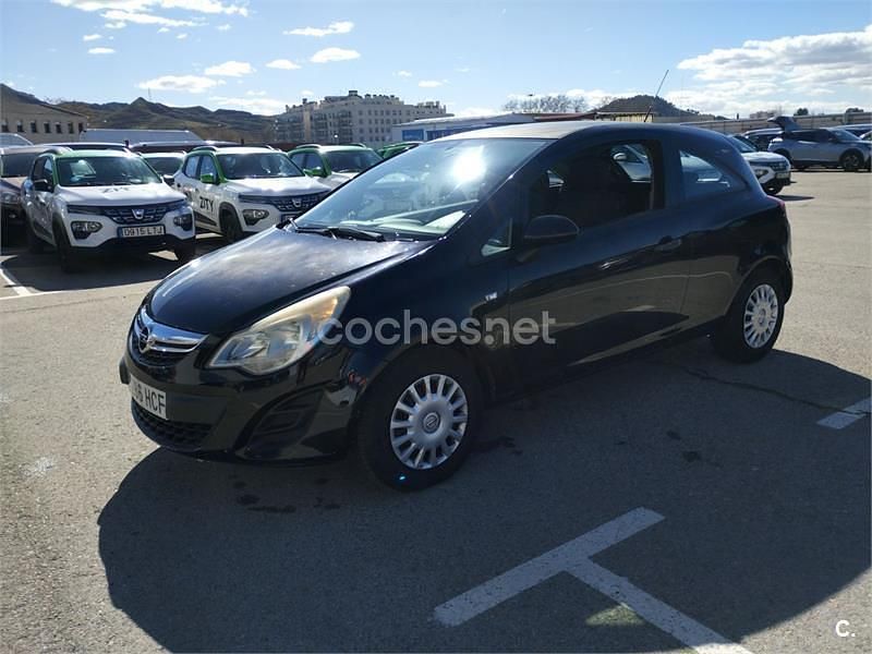 Usado Opel Corsa Essentia 75 CV (55 kW) 2011 Negro Utilitario