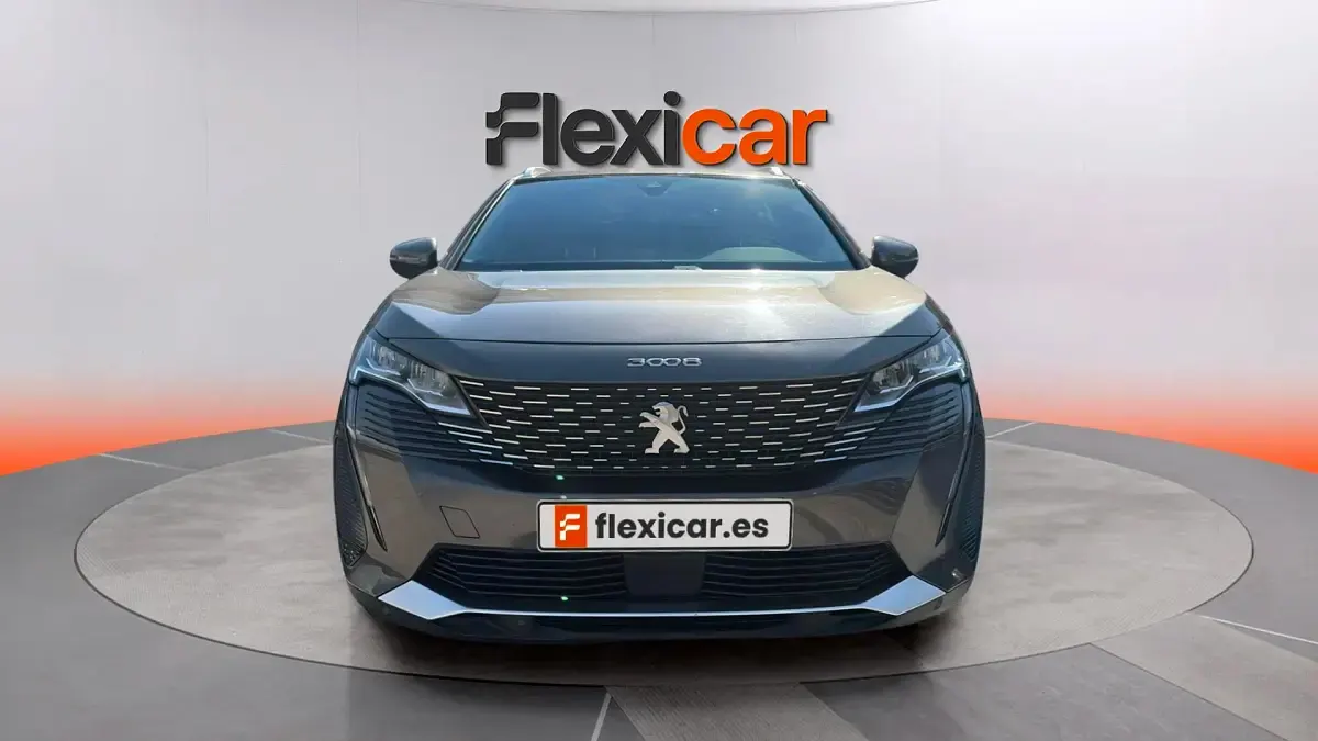 Usado Peugeot 3008 Allure 131 CV (96 kW) 2021 Gris SUV