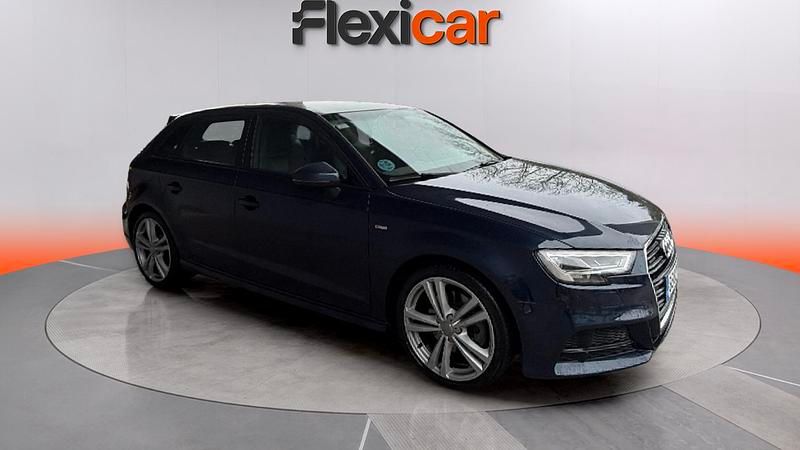 Usado Audi A3 Premium 184 CV (135 kW) 2017 Azul Berlina