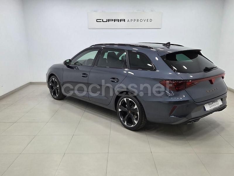 Nuevo Cupra Leon 150 CV (110 kW) 2025 Gris / plata Familiar