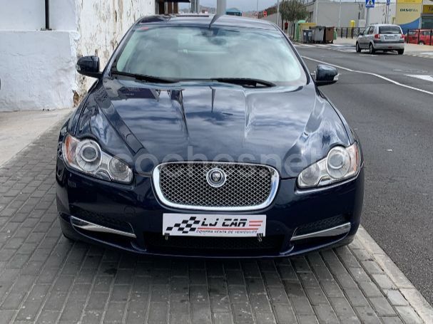 Usado Jaguar XF Luxury 207 CV (152 kW) 2008 Azul Berlina