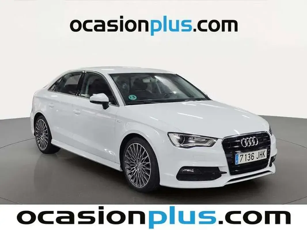 Usado Audi A3 S-Line 150 CV (110 kW) 2015 Blanco Berlina