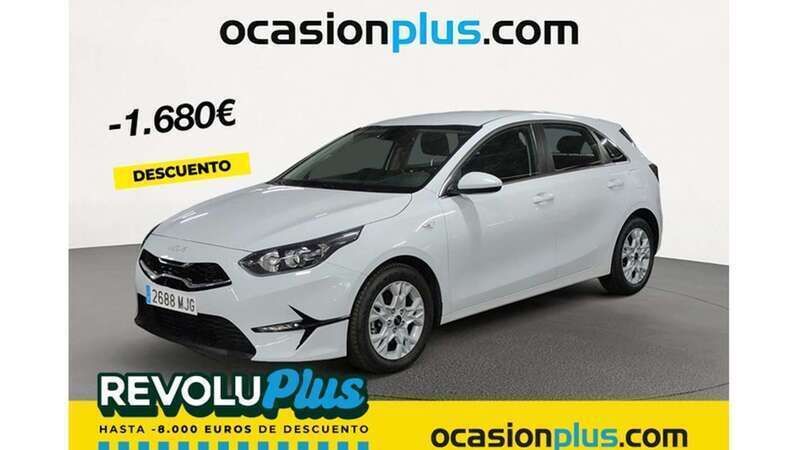 Blanco Usado 2023 Kia Ceed Utilitario | 16.810 € (Precio justo) - Imagen 1/4