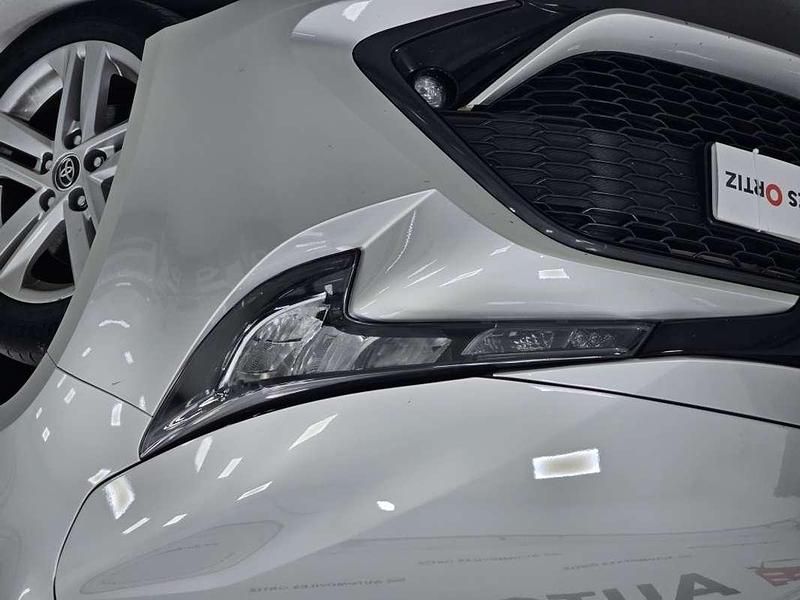 Usado Toyota Corolla Active 122 CV (89 kW) 2019 Gris Utilitario