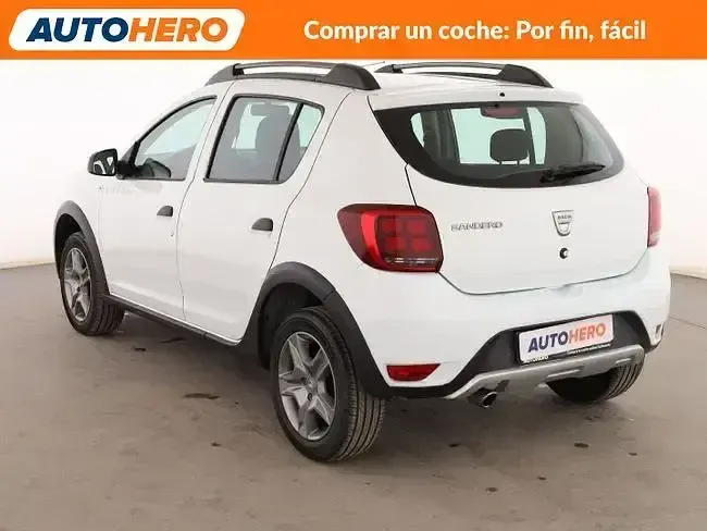 Usado Dacia Sandero Essentiel 90 CV (66 kW) 2020 Blanco Berlina
