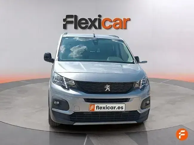 Usado Peugeot Rifter GT 130 CV (95 kW) 2023 Gris Monovolumen