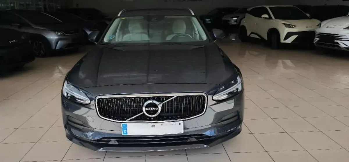 Usado Volvo V90 Business Edition 190 CV (139 kW) 2020 Azul Familiar