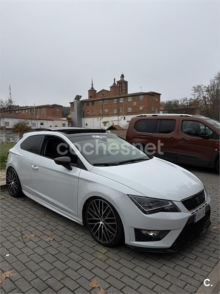 Usado Seat Leon FR 180 CV (132 kW) 2016 Blanco Berlina