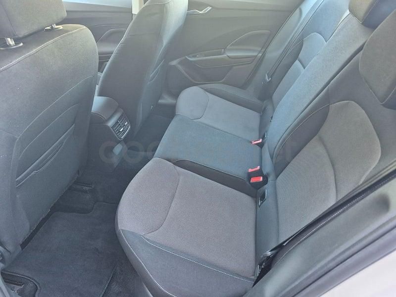 Usado Skoda Fabia Style 95 CV (69 kW) 2022 Blanco Utilitario