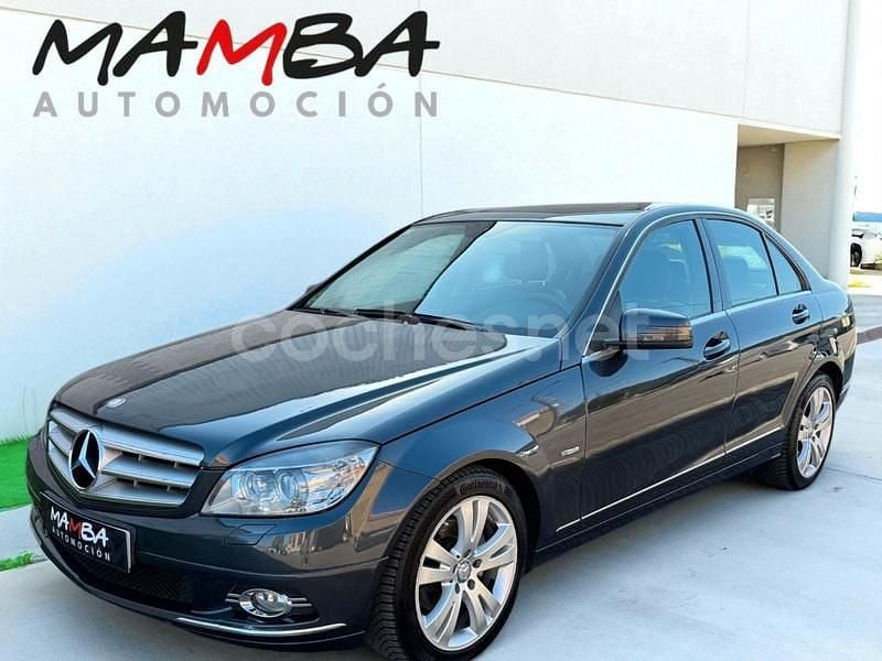 Gris / plata Usado 2010 Mercedes C200 Avantgarde Berlina | 6890 € (Buen precio) - Imagen 1/4