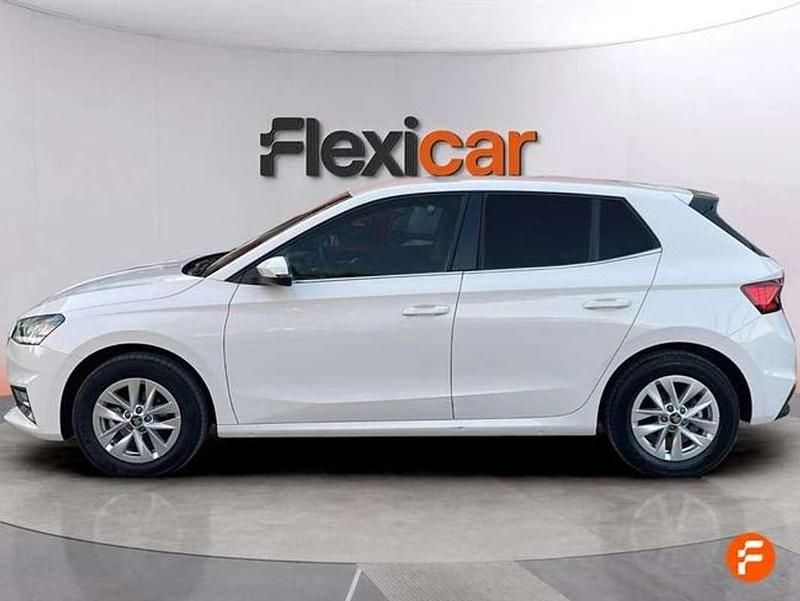 Usado Skoda Fabia 95 CV (69 kW) 2025 Blanco Utilitario