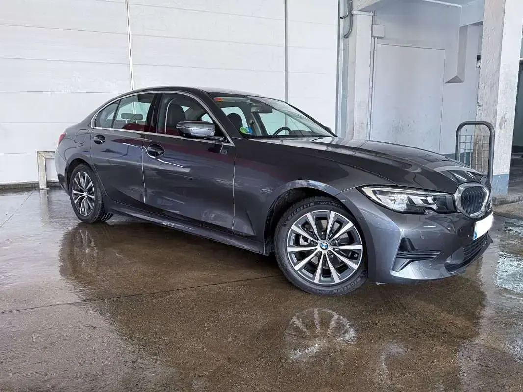 Usado BMW 320 Comfort Edition 190 CV (139 kW) 2021 Gris Berlina