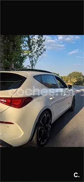Usado Cupra Leon VZ 245 CV (180 kW) 2022 Blanco Berlina