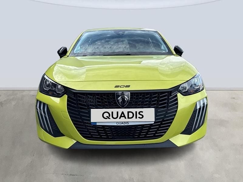 Usado Peugeot 208 Active 101 CV (74 kW) 2024 Amarillo Utilitario