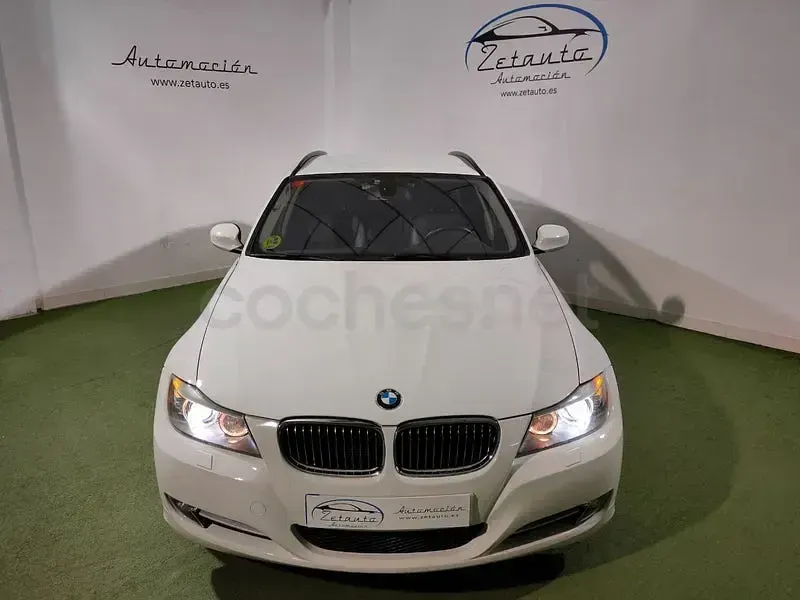 Usado BMW 318 143 CV (105 kW) 2011 Blanco Familiar