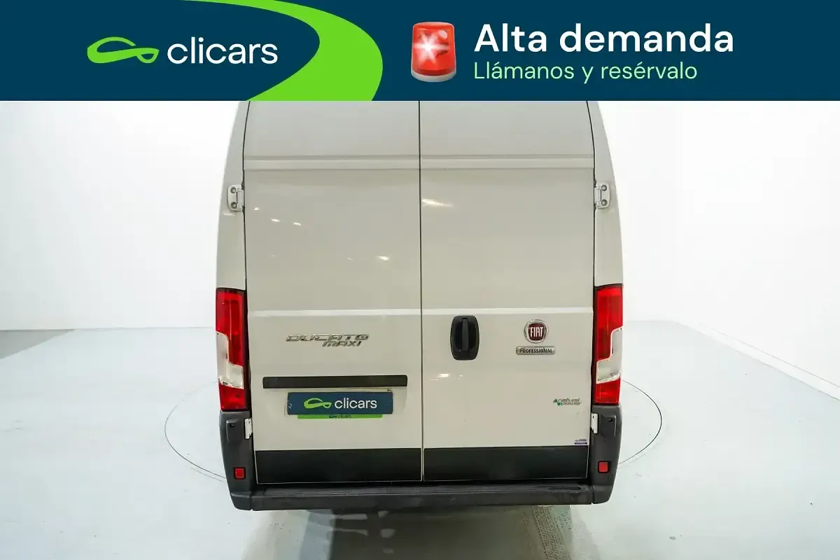 Usado Fiat Ducato 136 CV (100 kW) 2021 Blanco Van