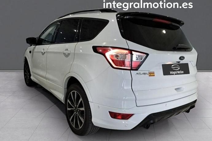 Usado Ford Kuga ST-Line 149 CV (109 kW) 2019 SUV