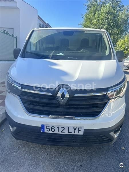 Usado Renault Trafic 110 CV (80 kW) 2022 Blanco Monovolumen