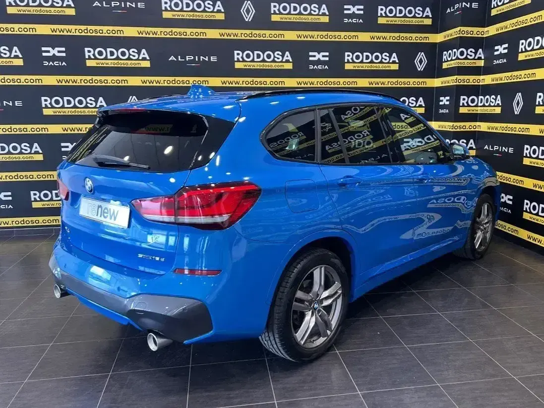 Usado BMW X1 Comfort Edition 150 CV (110 kW) 2021 Azul SUV