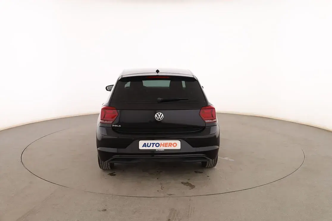 Usado VW Polo Advance 95 CV (69 kW) 2019 Negro Utilitario