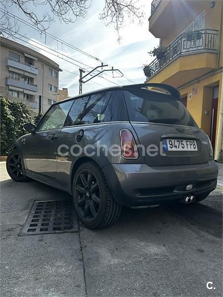 Usado Mini Cooper S 163 CV (119 kW) 2003 Gris / plata Utilitario